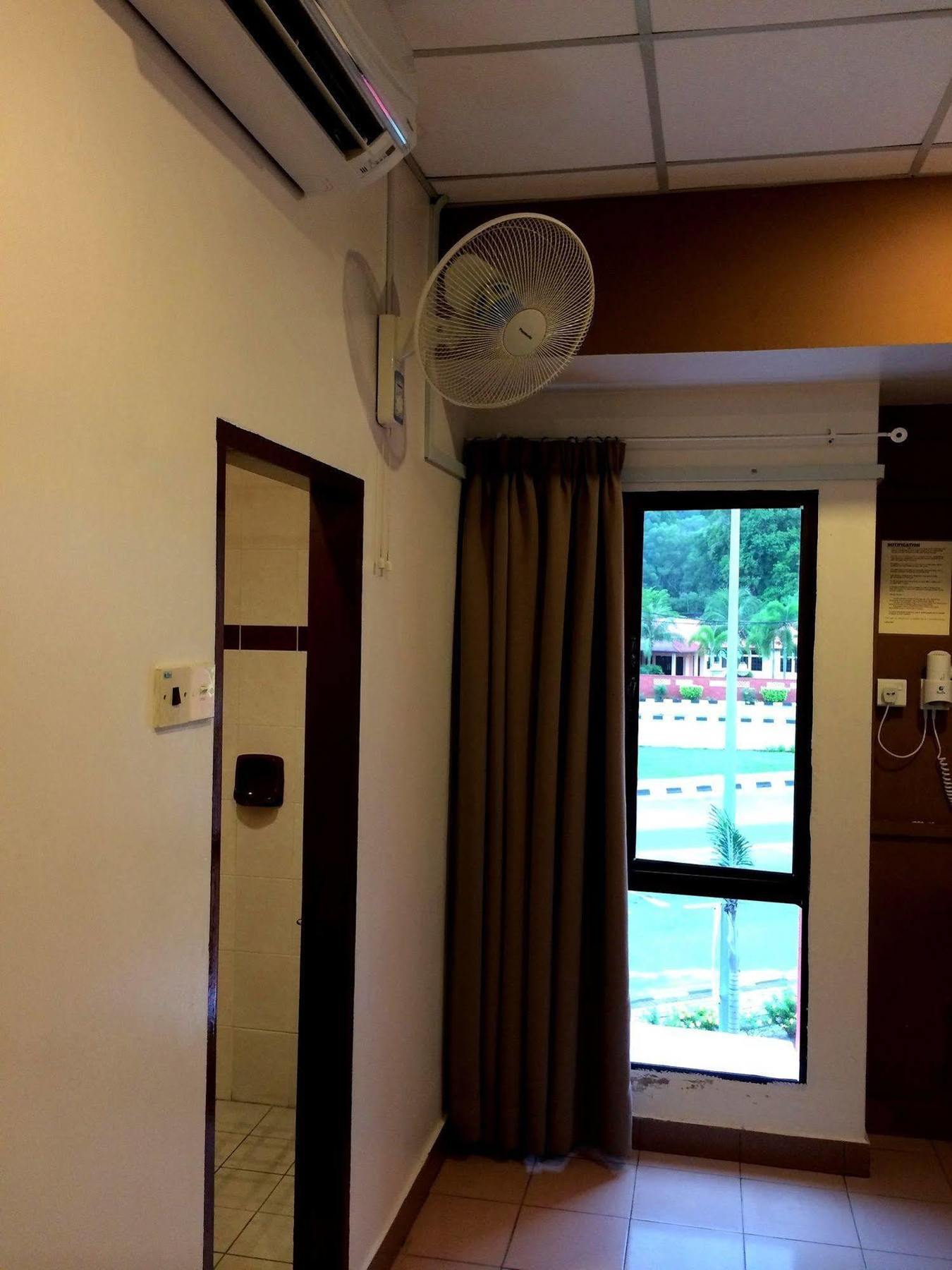 Galaxy Inn Lumut Exterior foto