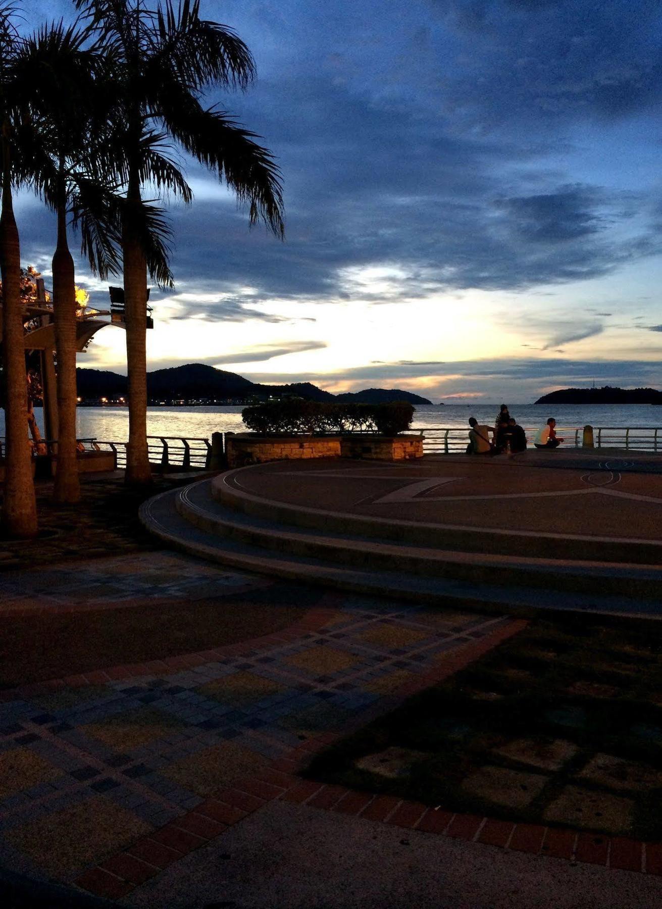 Galaxy Inn Lumut Exterior foto